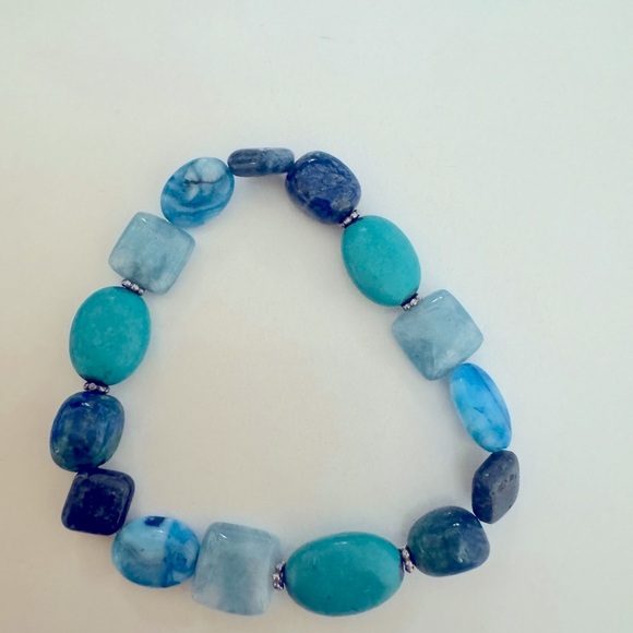 Bead Bracelet in Blue and Purple - Picture 4 of 7